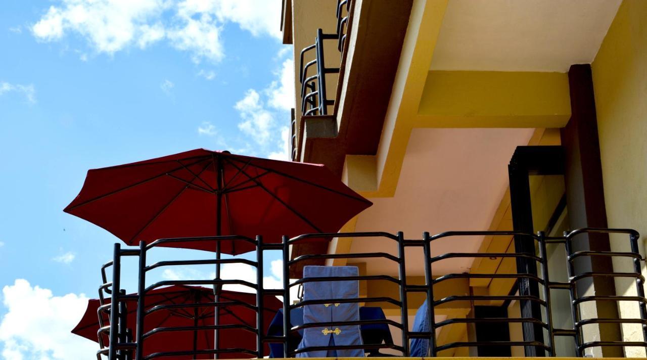 Hotel Villa Portofino Kigali Exterior photo